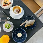 Avenida (adults Only) Otel