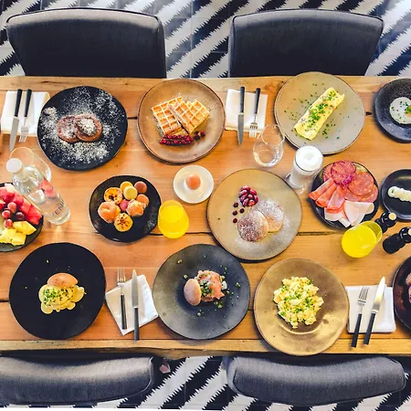 فندق Avenida (adults Only) 4*