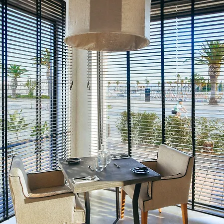 Hotel Avenida (adults Only)