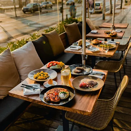 Avenida (adults Only) Otel