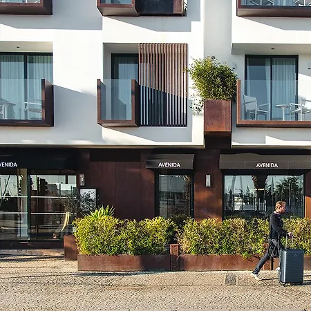 Avenida (adults Only)