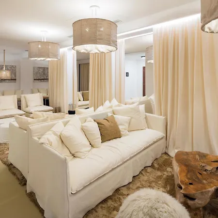 Avenida (adults Only) 4*